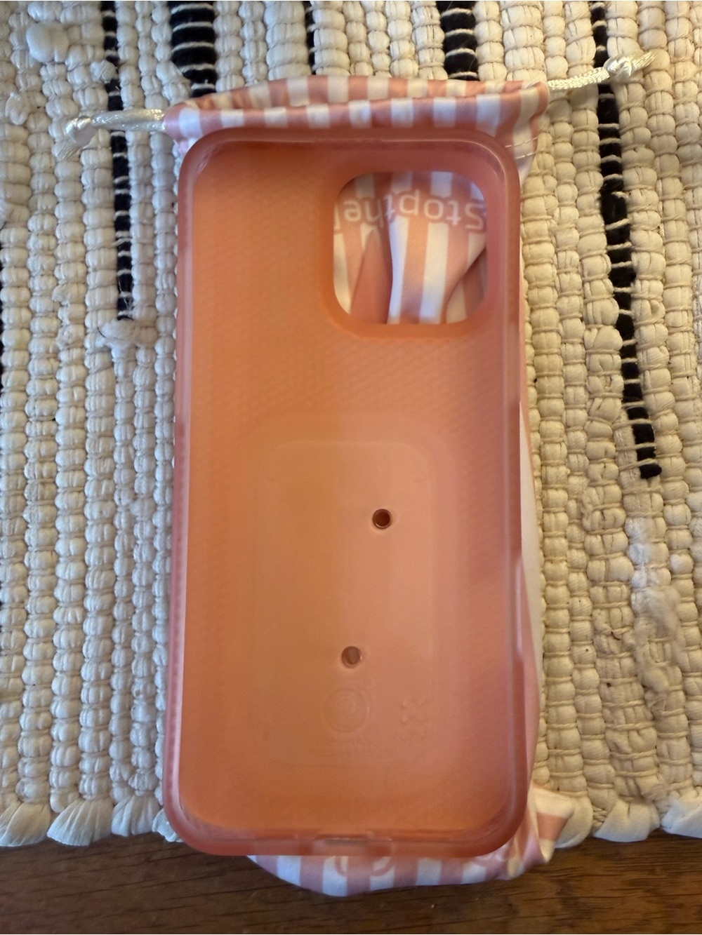 Loopy Case - Picture 2 of 3
